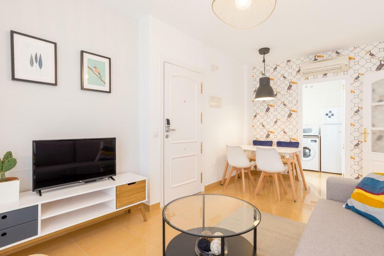 Apartamentos Tucan マラガ エクステリア 写真