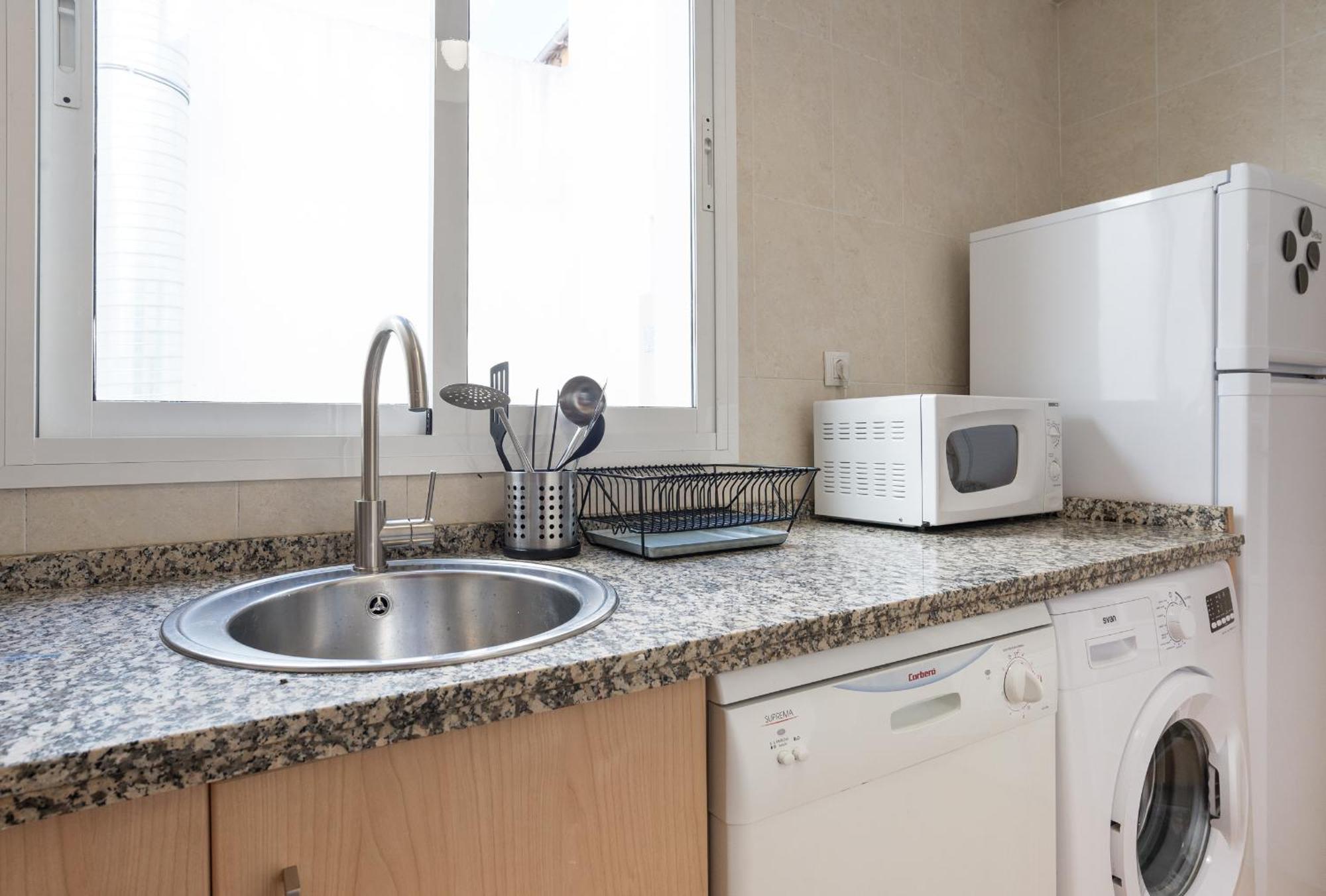 Apartamentos Tucan マラガ エクステリア 写真