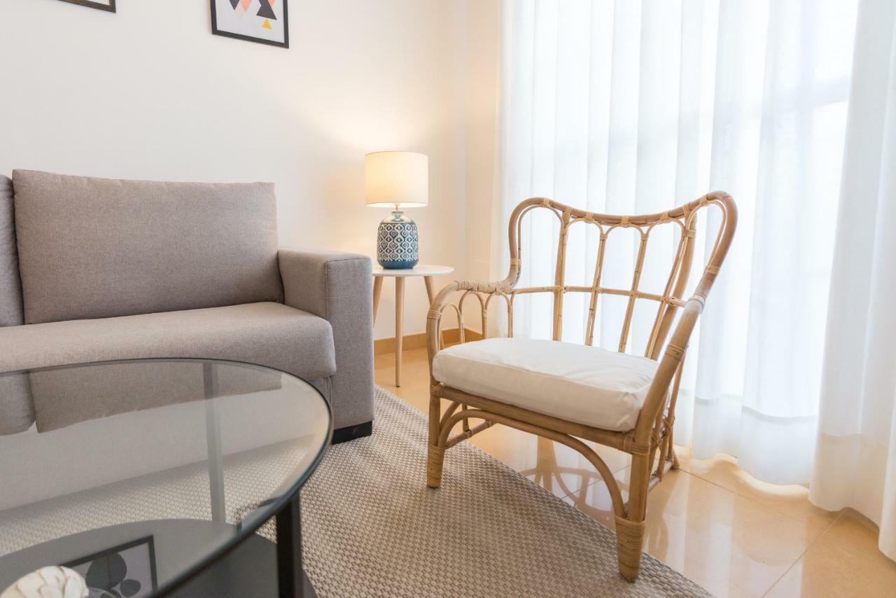 Apartamentos Tucan マラガ エクステリア 写真