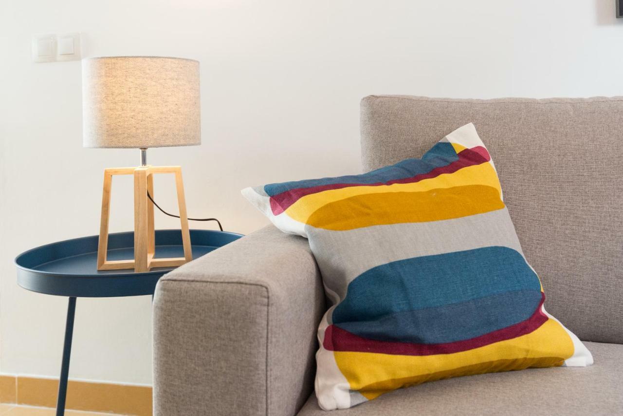 Apartamentos Tucan マラガ エクステリア 写真